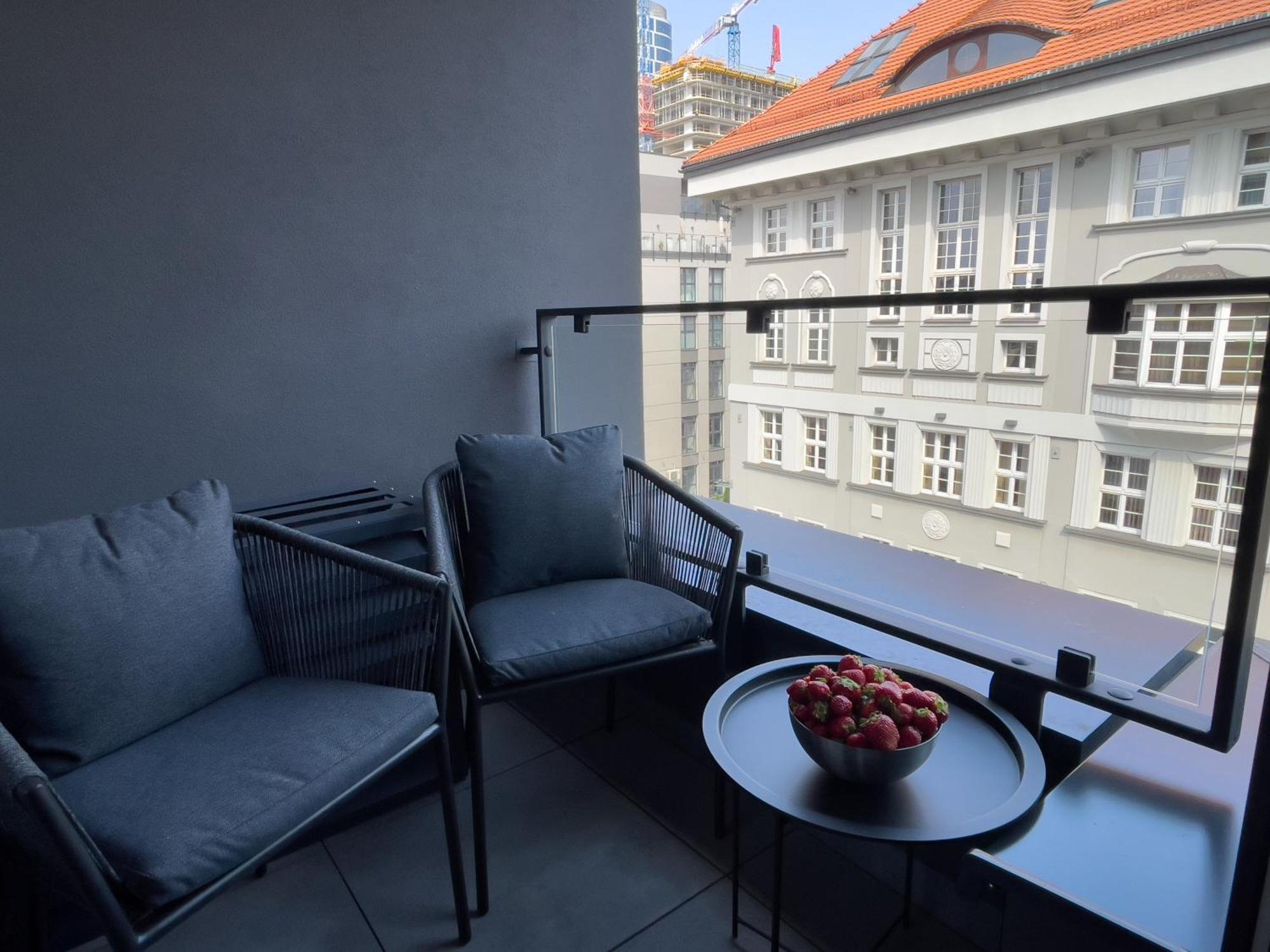 Urban Apartments Luxury Opolska 10 No 29, Free Garage, Self Check-In Katowice Exterior foto